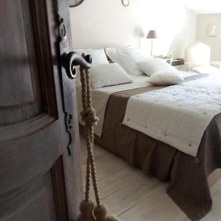La Maison Perchee Aigues-Mortes Exterior foto